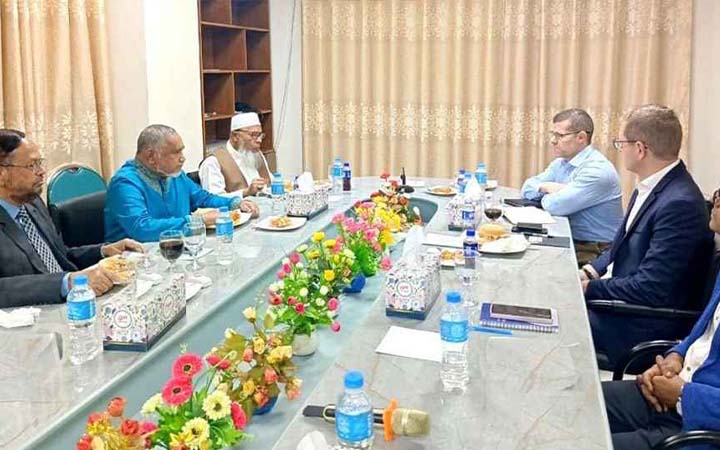 জামায়াত নেতাদের সঙ্গে আইআরআই প্রতিনিধি দলের সাক্ষাৎ